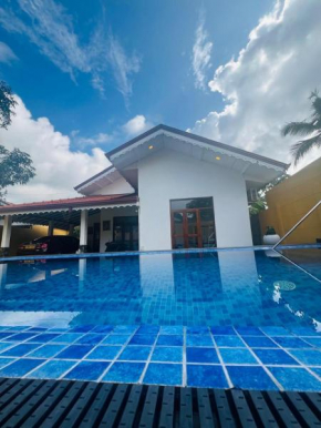Kingz Kottage by Andy's Villa